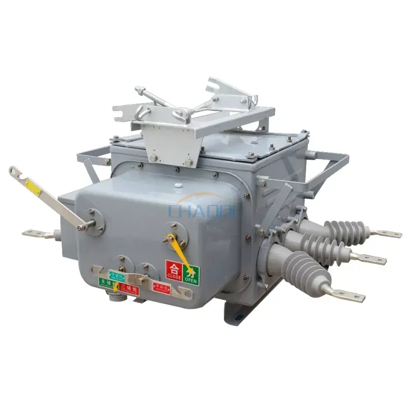 12 кВ сыртқы полюске орнатылған ажыратқыш